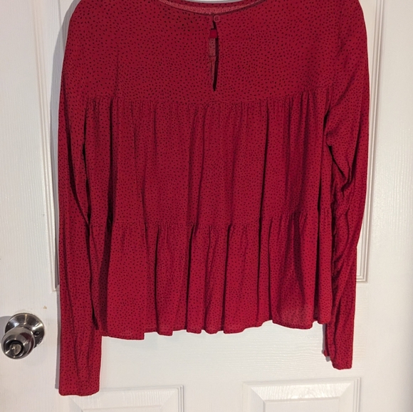 GAP long sleeve pseudo crop top, size Large - Picture 2 of 9